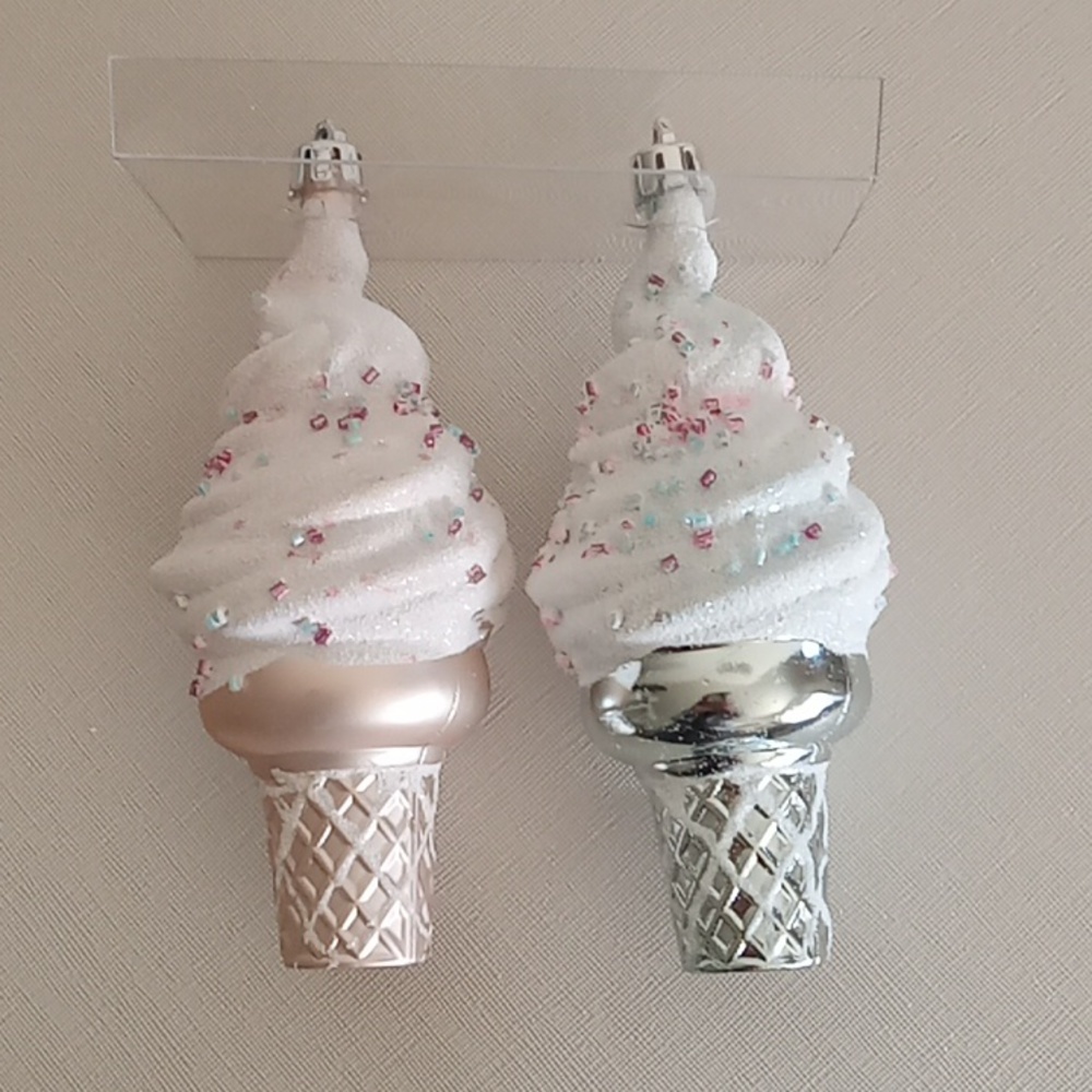 New!Ice Cream Cones Ornaments